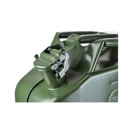 2x metaliniai bakai po 20 l benzino alyvos