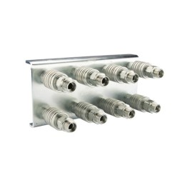 Lizdų plokštė aštuoniems greito prijungimo lizdams + euro kištukams M18x1.5 montuoti