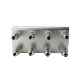 Lizdų plokštė aštuoniems greito prijungimo lizdams + euro kištukams M22x1.5 montuoti