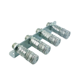 Pilnai sukomplektuota plokštė su keturiais greito prijungimo plokščiais lizdais ir sausai pjaustytais M22x1,5 sriegiais