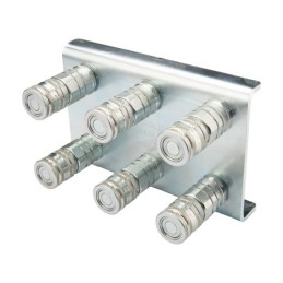 Lizdų plokštė šešiems greito prijungimo lizdams, plokščiiems, sauso atjungimo lizdams M18x1.5 montuoti