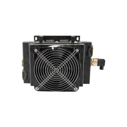 ST50 oro alyvos aušintuvas 230V su ventiliatoriumi, termostatu ir tvirtinimo elementais