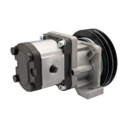 Dešinės pavaros hidraulinis siurblys, 2 grupė, dešinės pusės sukimasis, našumas: 6 cm3/aps., našumas (1500 aps./min.): 9 l/min. 