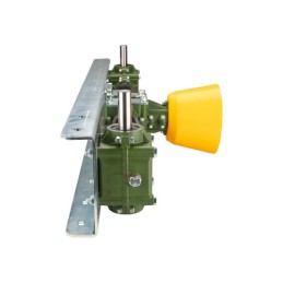 Pilnas 1:1,44 transmisijos mazgas skirstytuvui su saugos sankabomis + 1000 mm sija ir tvirtinimo elementais