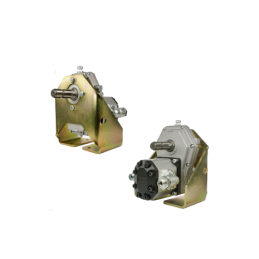 Daugiklio tvirtinimas su išsikišusiu kardaniniu velenu abiejose pusėse ir krumpliniu siurbliu, kurio našumas iki 94 l/min. Pride