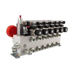 6 sekcijų 12 V hidraulinis skirstytuvo blokas, tipas Cetop 3 NG6, su proporciniu srauto reguliatoriumi, komplektuojamas su manom