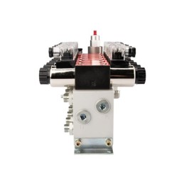 6 sekcijų 12 V hidraulinis skirstytuvo blokas, tipas Cetop 3 NG6, su proporciniu srauto reguliatoriumi, komplektuojamas su manom