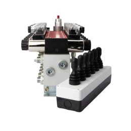 6 sekcijų 12 V hidraulinis skirstytuvo blokas, tipas Cetop 3 NG6, su proporciniu srauto reguliatoriumi, komplektuojamas su „Hydr