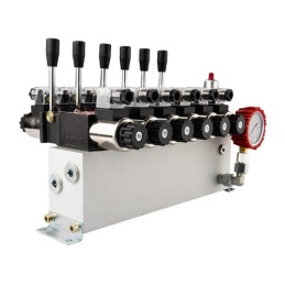 6 sekcijų 12 V hidraulinis skirstytuvo blokas, tipas Cetop 3 NG6, su proporciniu srauto reguliatoriumi, komplektuojamas su manom