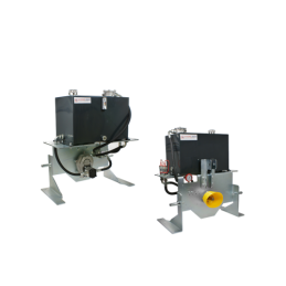 Mobilus agregatas, varomas kardaniniu velenu be skirstytuvo, su 100 litrų talpos baku ir maksimaliu 40 litrų siurblio našumu
