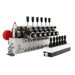 6 sekcijų 12 V hidraulinis skirstytuvo blokas, tipas Cetop 3 NG6, su proporciniu srauto reguliatoriumi, komplektuojamas su „Hydr