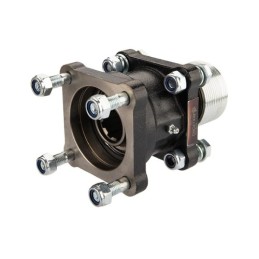 Adapteris su tvirtinimo detale, skirta kardaniniam velenui prie ISO stūmoklinio siurblio