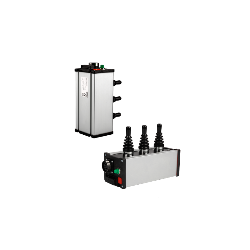 Valdymo pultas su trimis trijų padėčių valdymo svirtimis, maitinimo laidu, lizdu ir laikikliu bei adapterio laidu ir kištukais