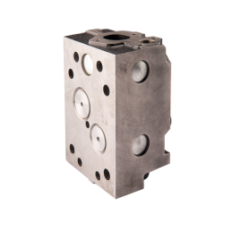 Pilna variklio galvutė su vožtuvais Ursus C-360 C360 su tarpinėmis 46505110