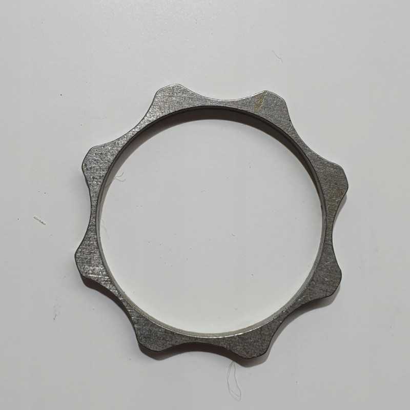 Polosi apsauga korpusui 695 st