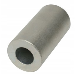 Tarpinė įvorė kačių ekskavatoriniam krautuvui