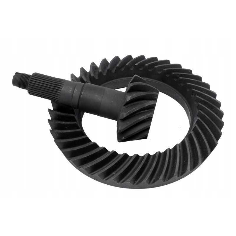 Atakos volas su diskiniu ratu JCB žemės ekskavatoriui