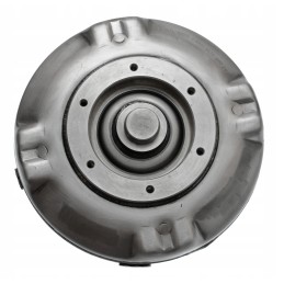 Kasti sukimo momento keitiklį vaikinas katė