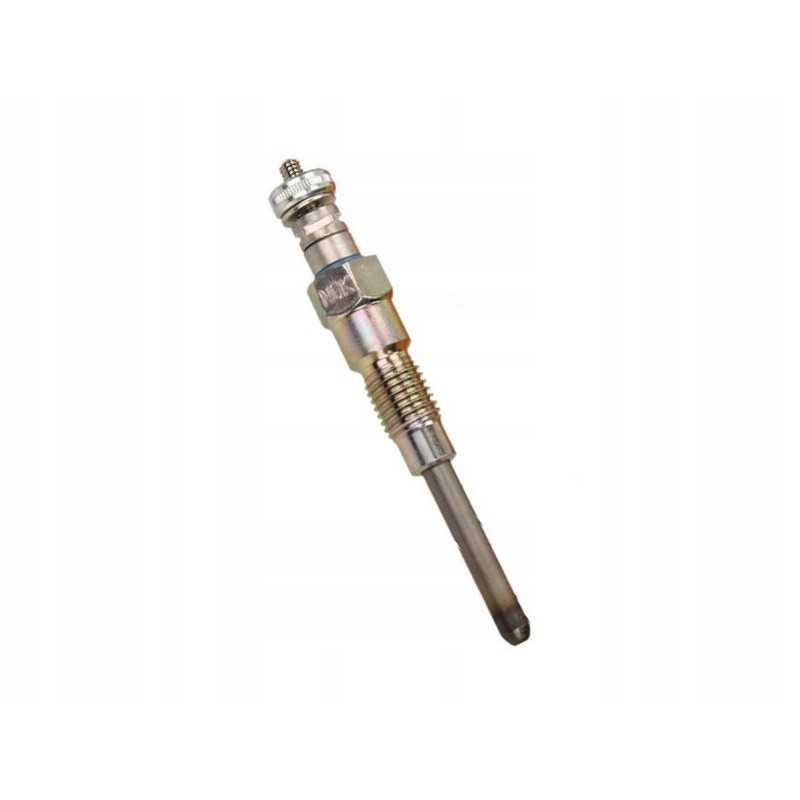 Pakaitinimo žvakė 11v originali ngk kubota d1703