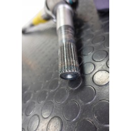 „Polos“ baigti kairėje „Terex 860“.