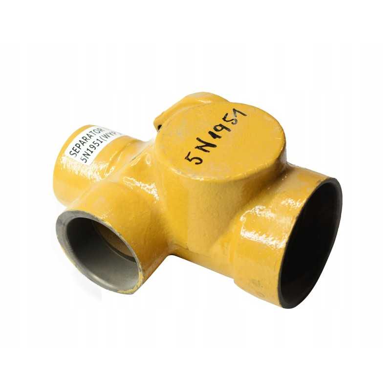 „Caterpillar“ alyvos keptuvės trišakis 5n1951