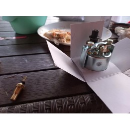 Temperatūros indikatoriaus jutiklis 24v universalus 1 8