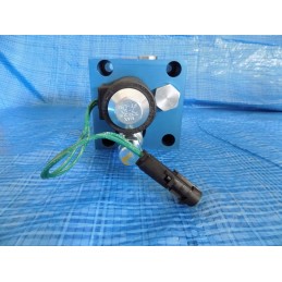 Hidraulinio vožtuvo bloko ritė E12623325 Hitachi