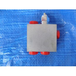 Hidraulinis vožtuvas at348390 john deere 312gr 313