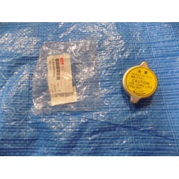 Radiatoriaus dangtelis 1214501330 isuzu 6rb1