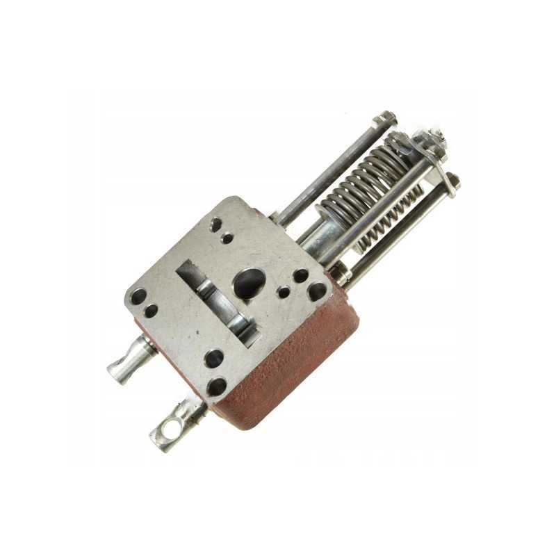 Sukimo momento daugiklio skirstytuvas C 385 ir dariniai 6