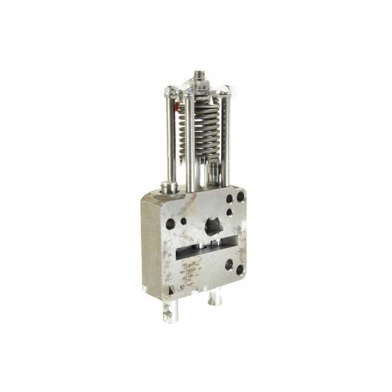 Sukimo momento daugiklio skirstytuvas C 385 ir dariniai 4