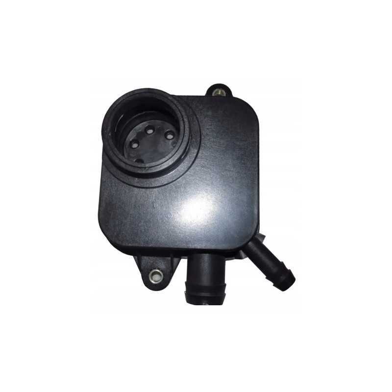 Komatsu s6d114 pneumotoraksas