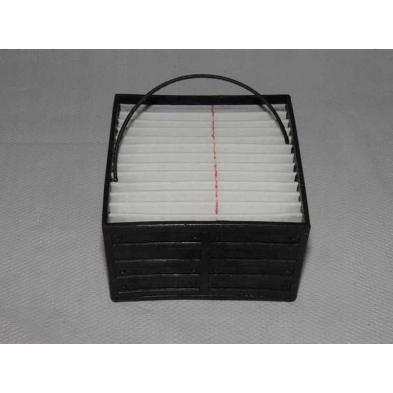 Atskiras vyriškas kuro filtras