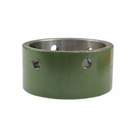 Anna sujungė žiedą su žemės ūkio bulvių bunkeriu