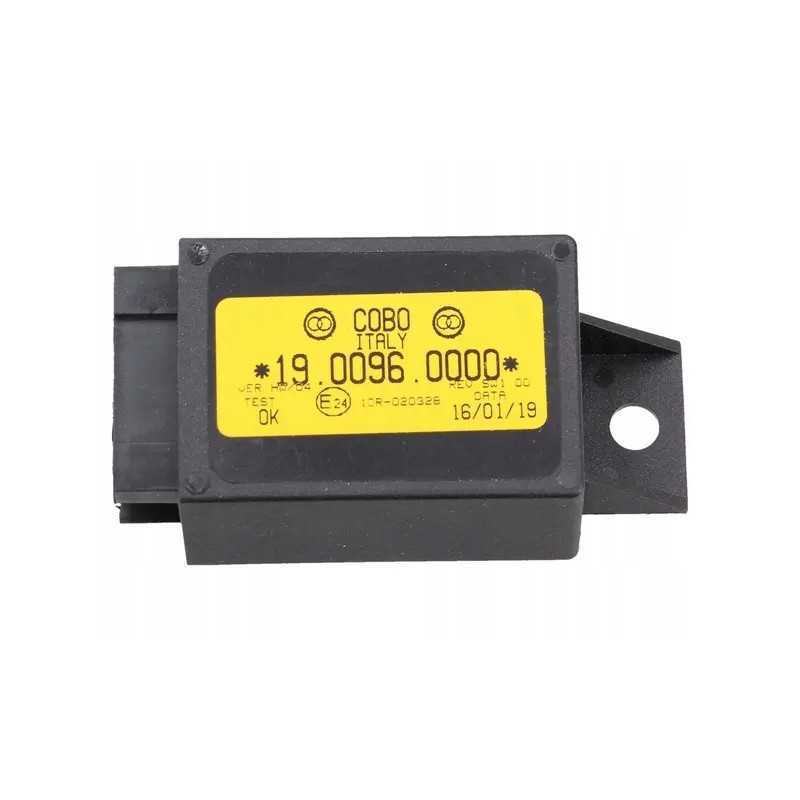 Posūkio signalo pertraukiklis 8 18v