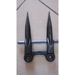 Claas dvigubas bajonetas originalus 676235