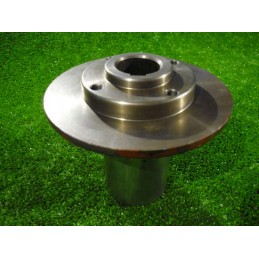 Claas 651067 sankabos korpuso stebulė