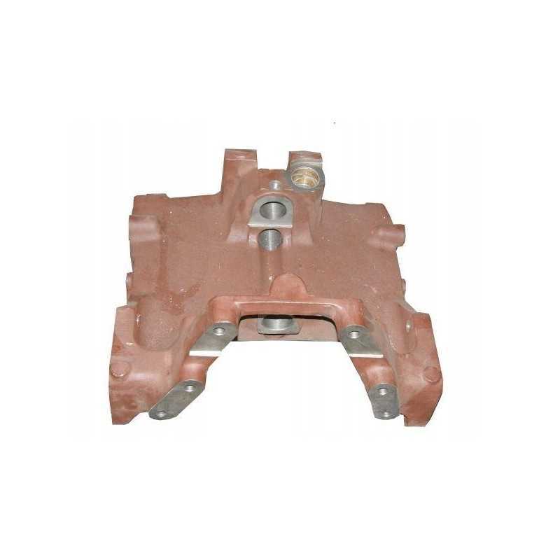 Pilna ašies atrama 1684301m91 mf4