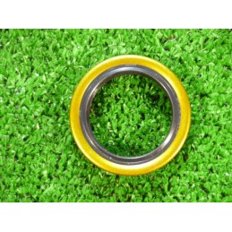 Krūmapjovės pavaros krumpliaračio sandariklis mf 834782m1 me