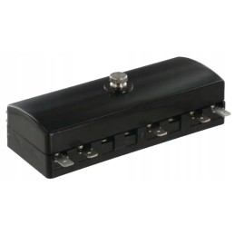 John deere saugiklių dėžė