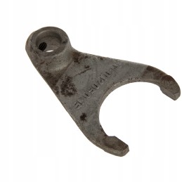 Šakės II ir IV pavara Ursus C330 C 330