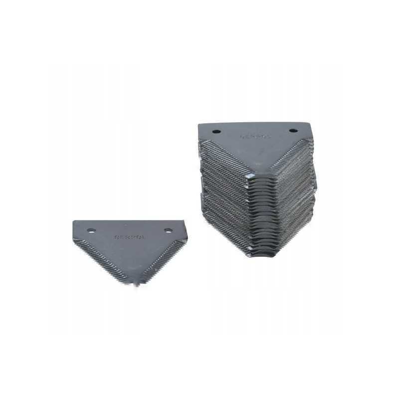 Savaime galandantis dantytas peilis ant kampo w80 2 5