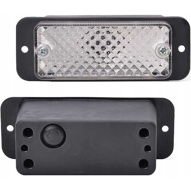 Raudonas galinis atbulinės eigos žibintas, degė atbulinės eigos žibintas