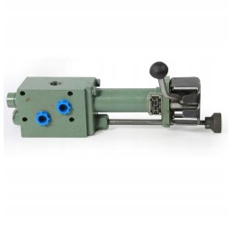 Hidraulinis keltuvo skirstytuvas, komplektas c 330