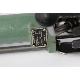 Hidraulinis keltuvo skirstytuvas, komplektas c 330