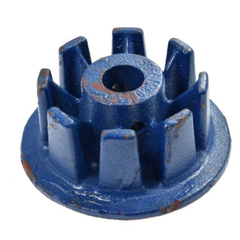 Varomasis pirštų kalnelio ratas ant kombaino Anna vairo