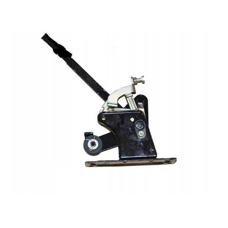 Mtz Belarus reduktoriaus valdymo kronšteinas