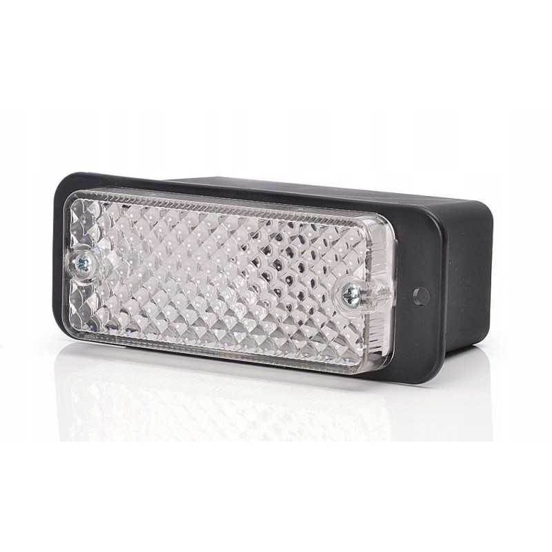 Atbulinės eigos žibintas buvo 701