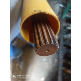 Jėgos perdavimo kardaninis velenas 650 950mm 520nm freza