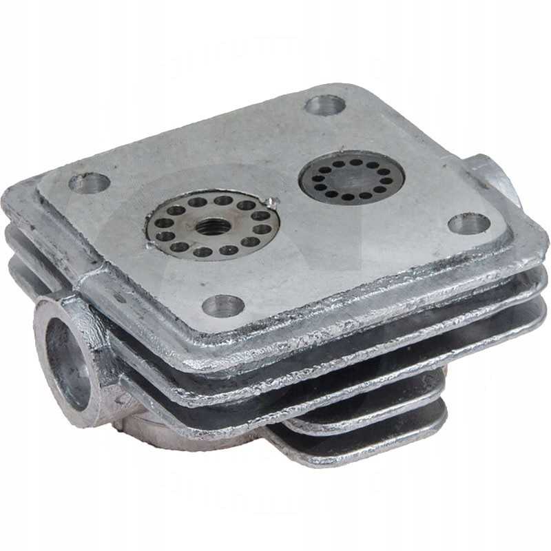 Ursus C 330 kompresoriaus galvutė, seno tipo Ursus